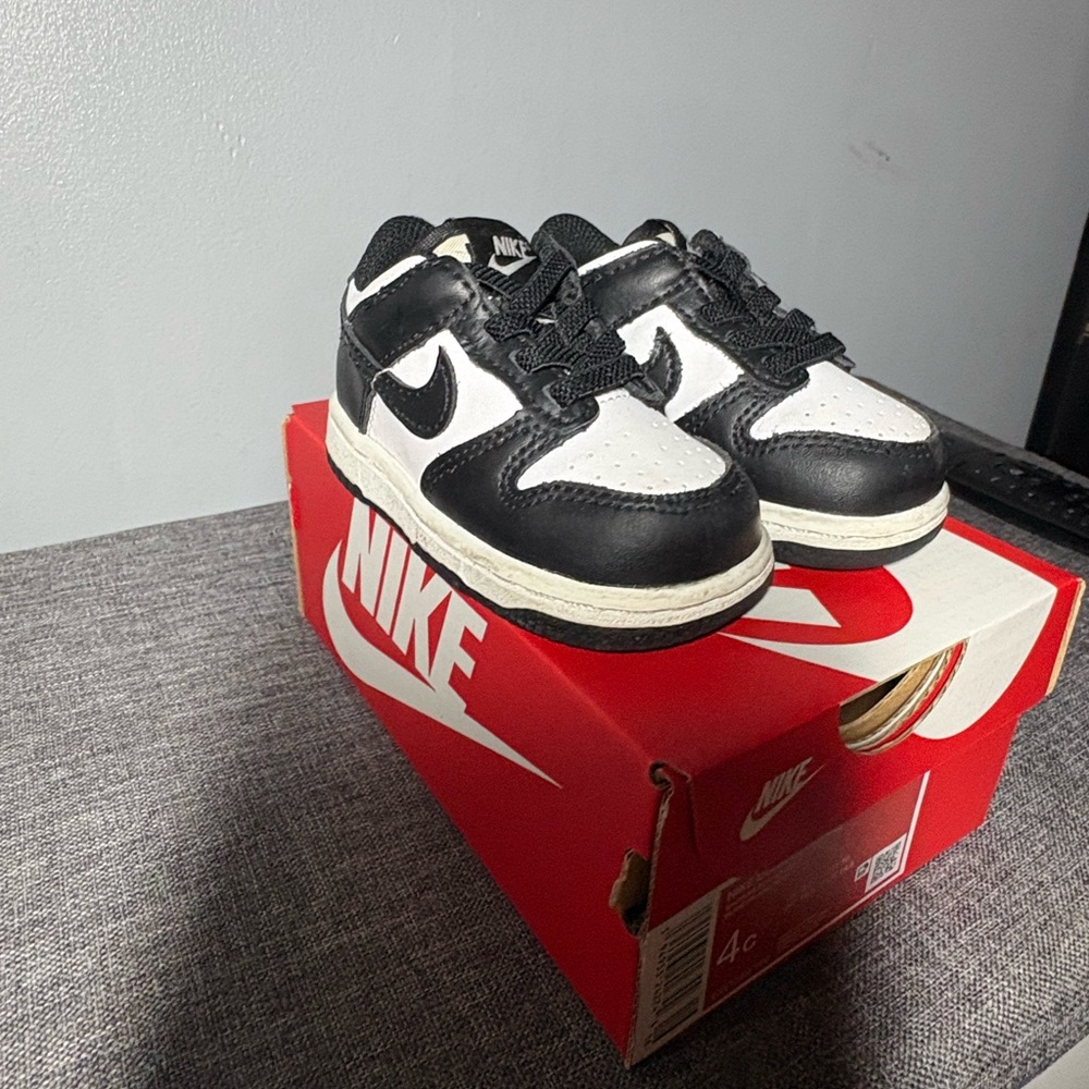 Nike Kids Black and White Sneakers